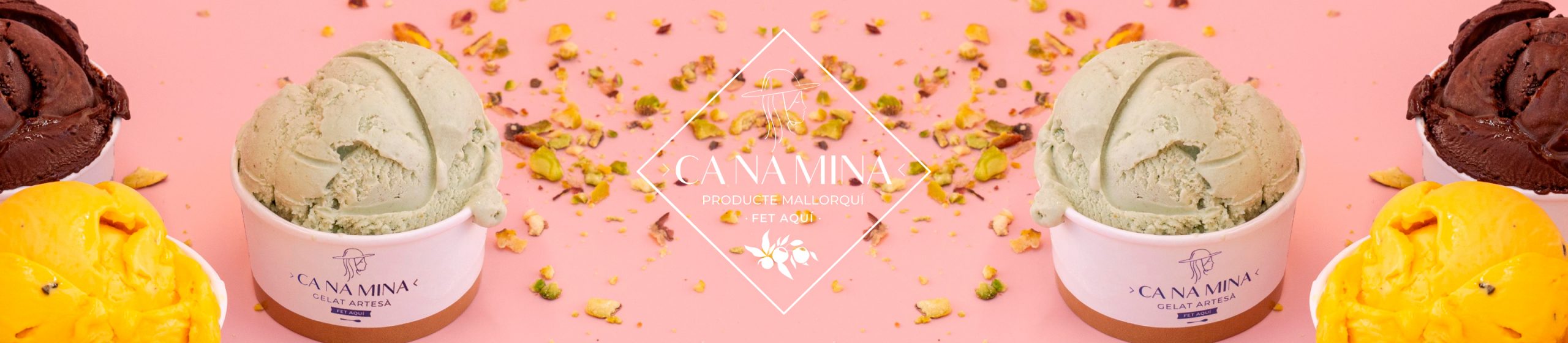 Helados artesanos Ca Na Mina servidos en Can Pescador