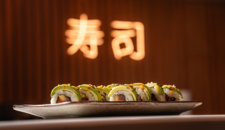 Sushi en Abbaco Puerto Pollensa, restaurante japonés y natural food